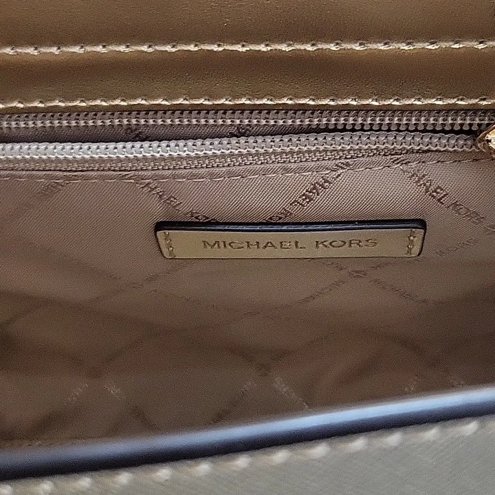 NWT MICHAEL KORS PALE GOLD CARMEN SATCHEL - Picture 8 of 14